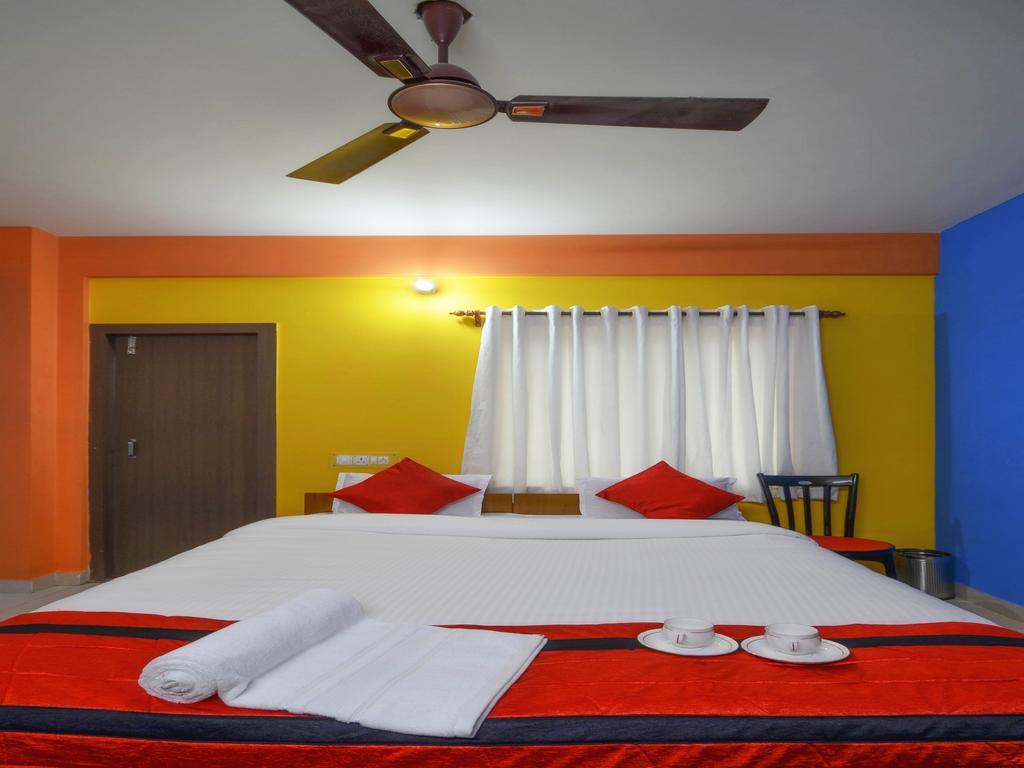 Alankar Guest House Calcutta Buitenkant foto