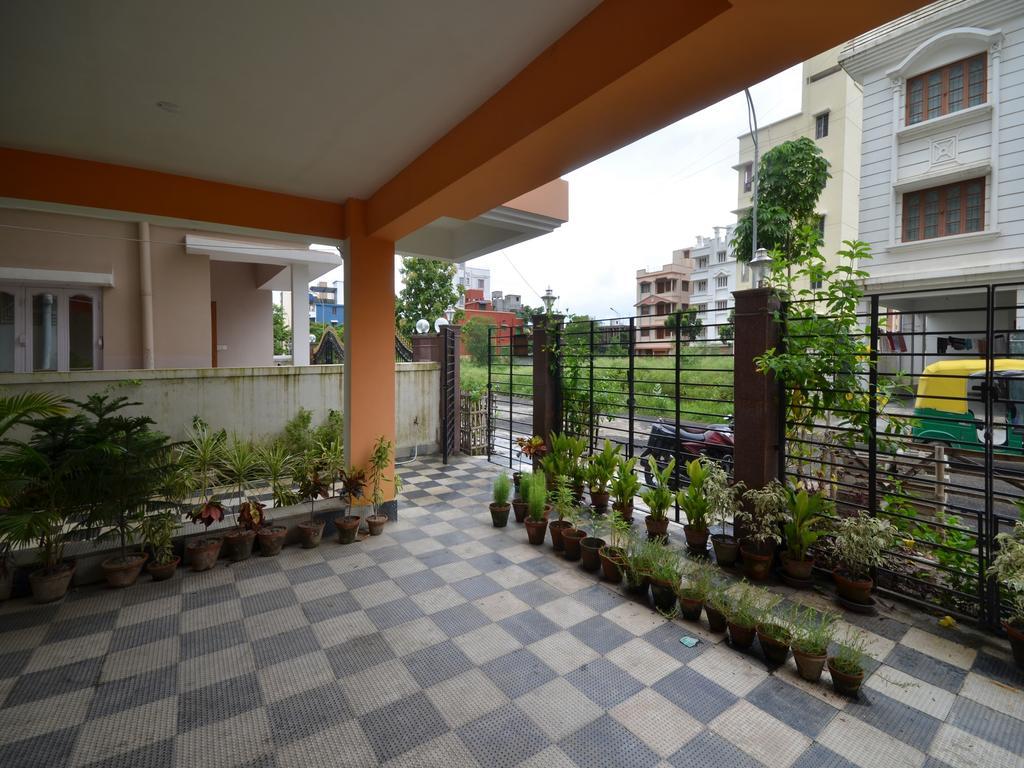 Alankar Guest House Calcutta Buitenkant foto